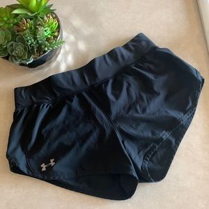 Under Armor jogging shorts. Size medium